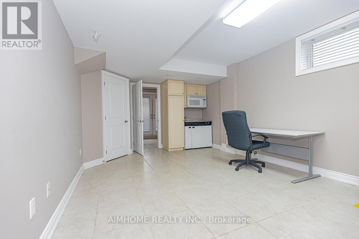 395 PRINCESS AVENUE Image 34