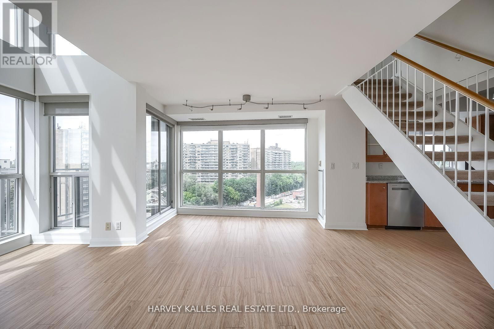 1109 - 18 MERTON STREET Image 11