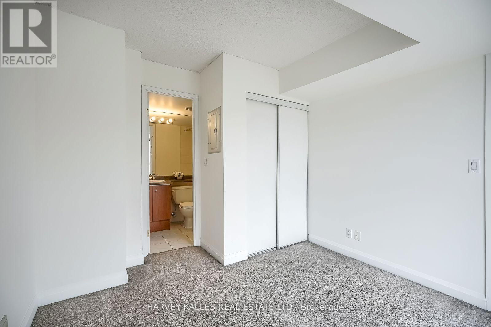 1109 - 18 MERTON STREET Image 29