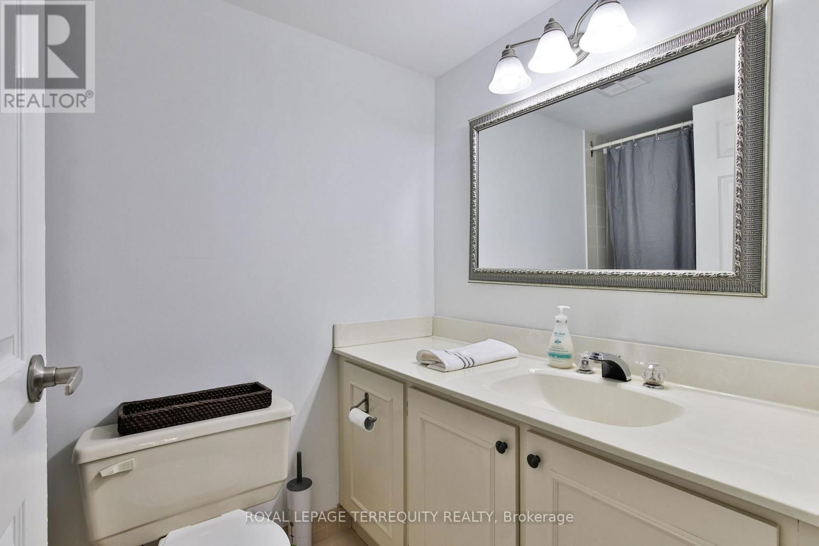 303 - 75 WYNFORD HEIGHTS CRESCENT Image 15