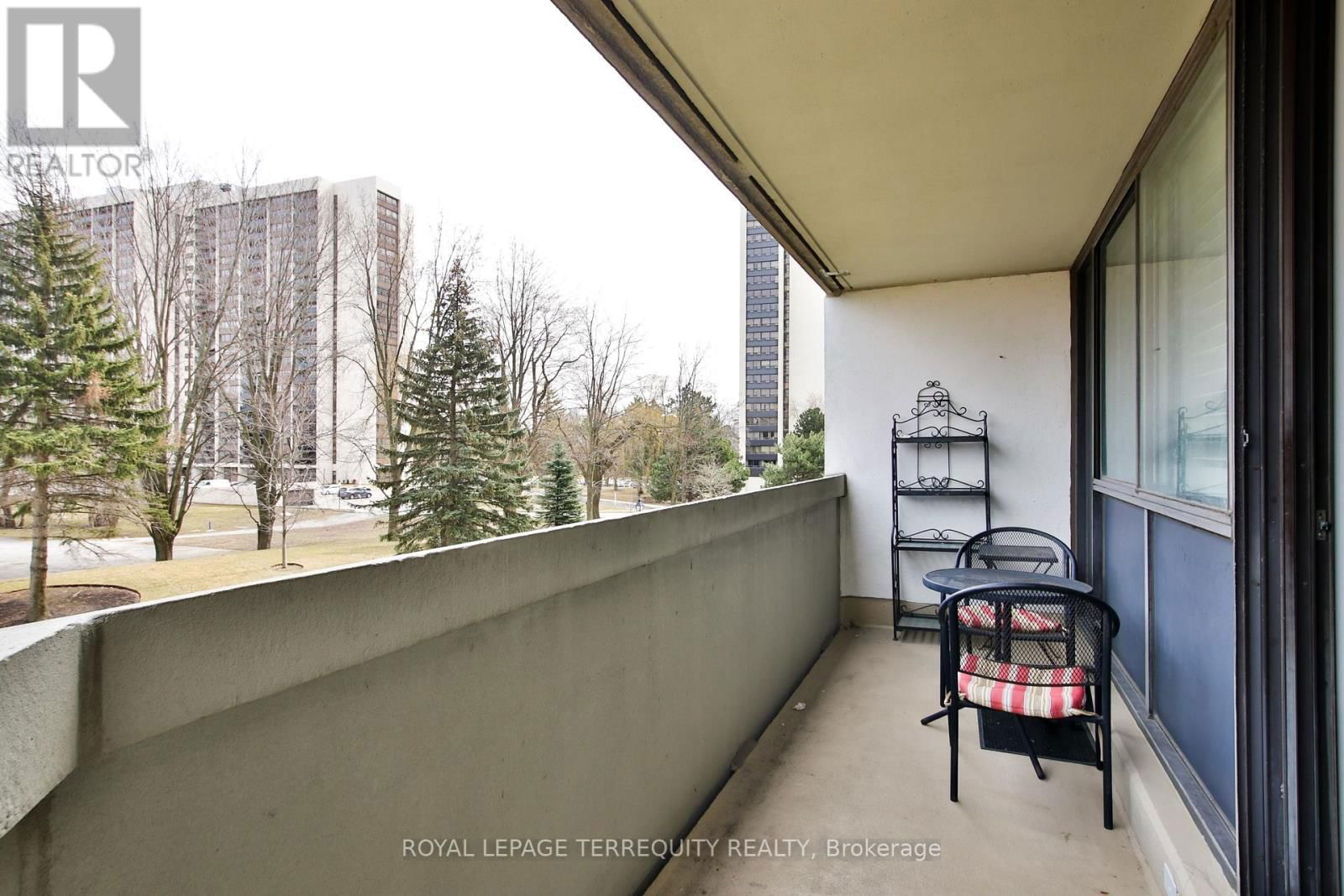 303 - 75 WYNFORD HEIGHTS CRESCENT Image 16