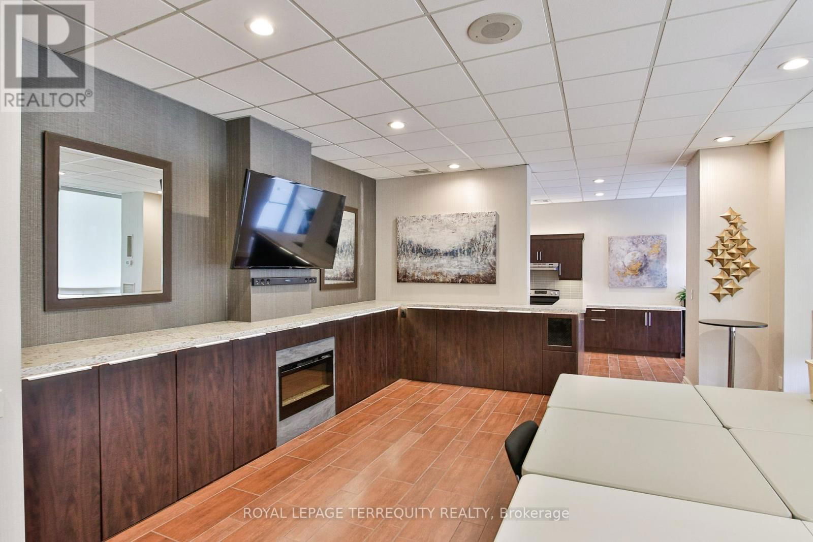 303 - 75 WYNFORD HEIGHTS CRESCENT Image 33