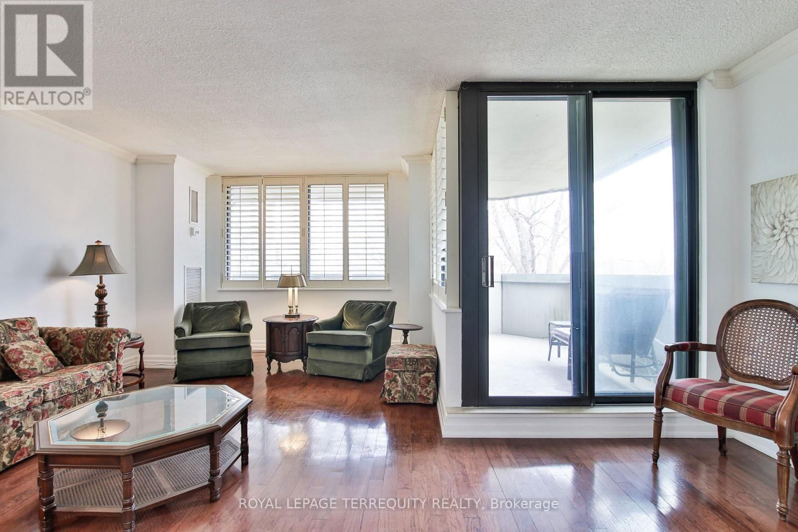 303 - 75 WYNFORD HEIGHTS CRESCENT Image 5