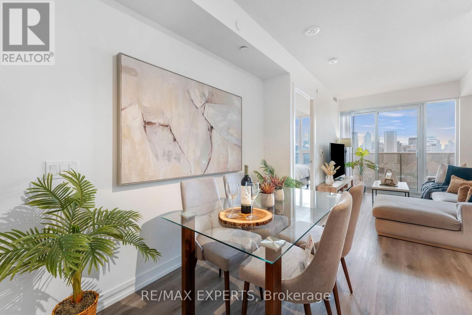 3302 - 138 DOWNES STREET Image 10