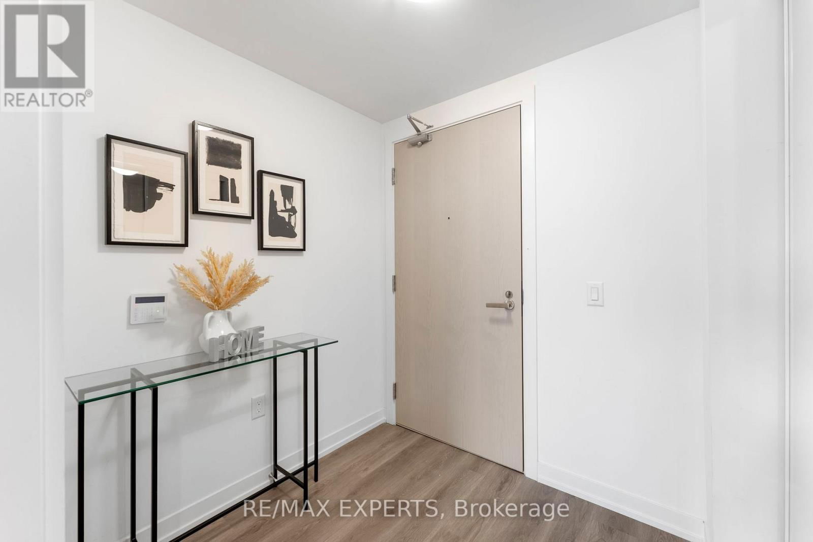 3302 - 138 DOWNES STREET Image 5