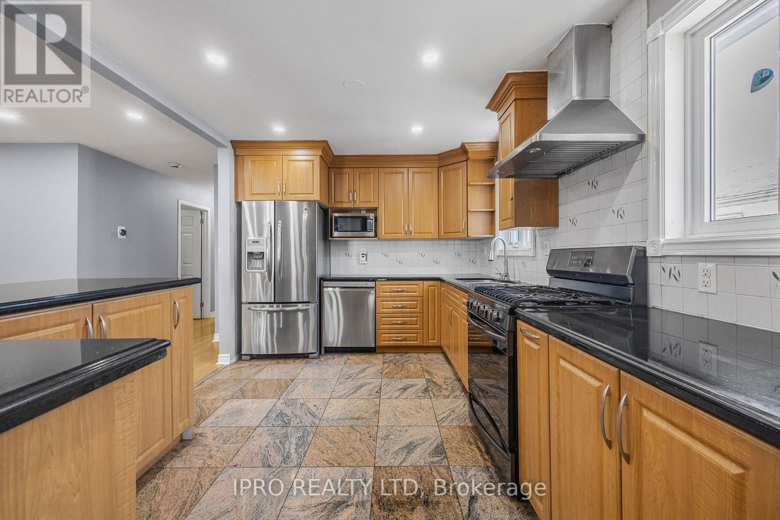 49 TUSCARORA DRIVE Image 16