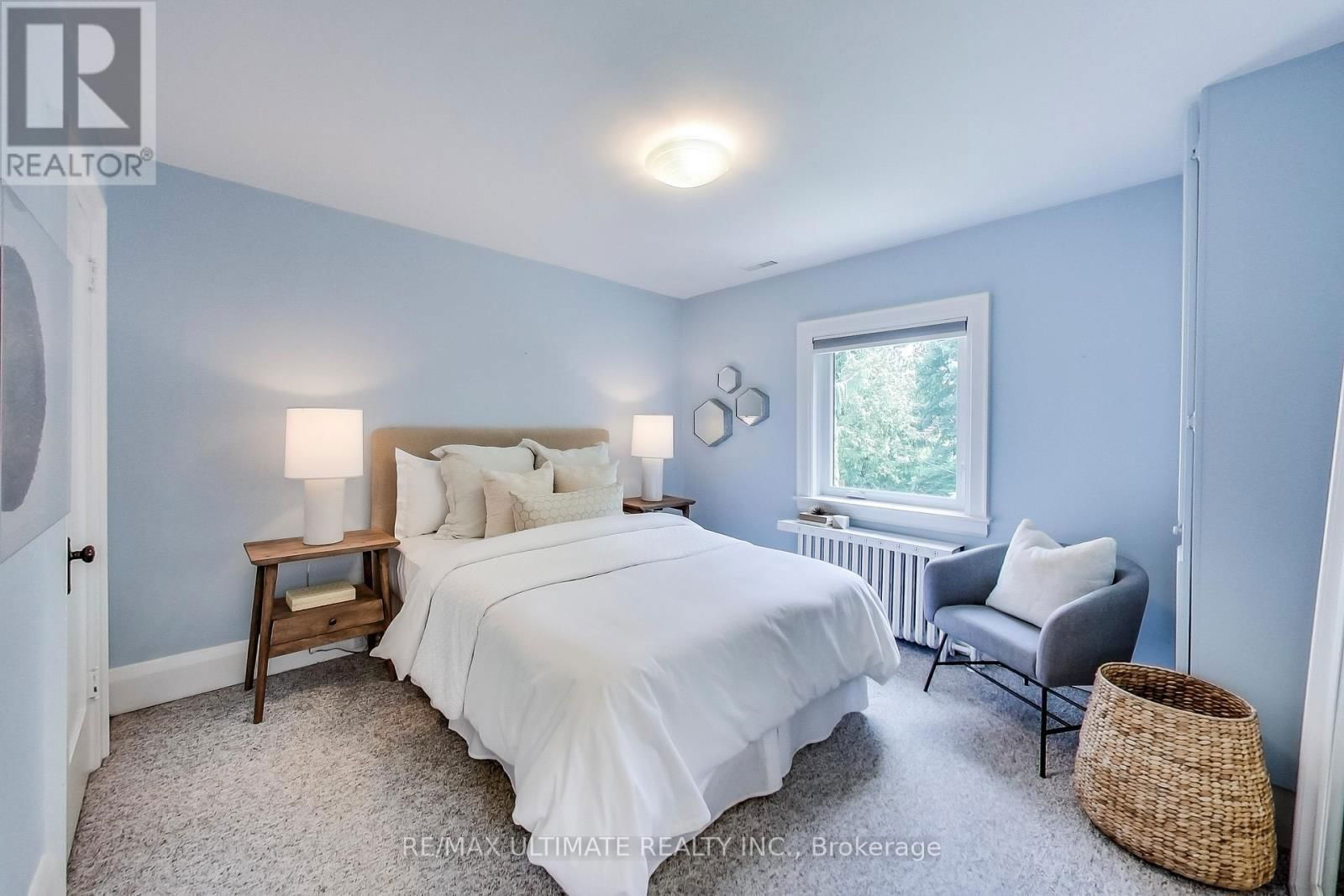 523 SOUDAN AVENUE Image 14