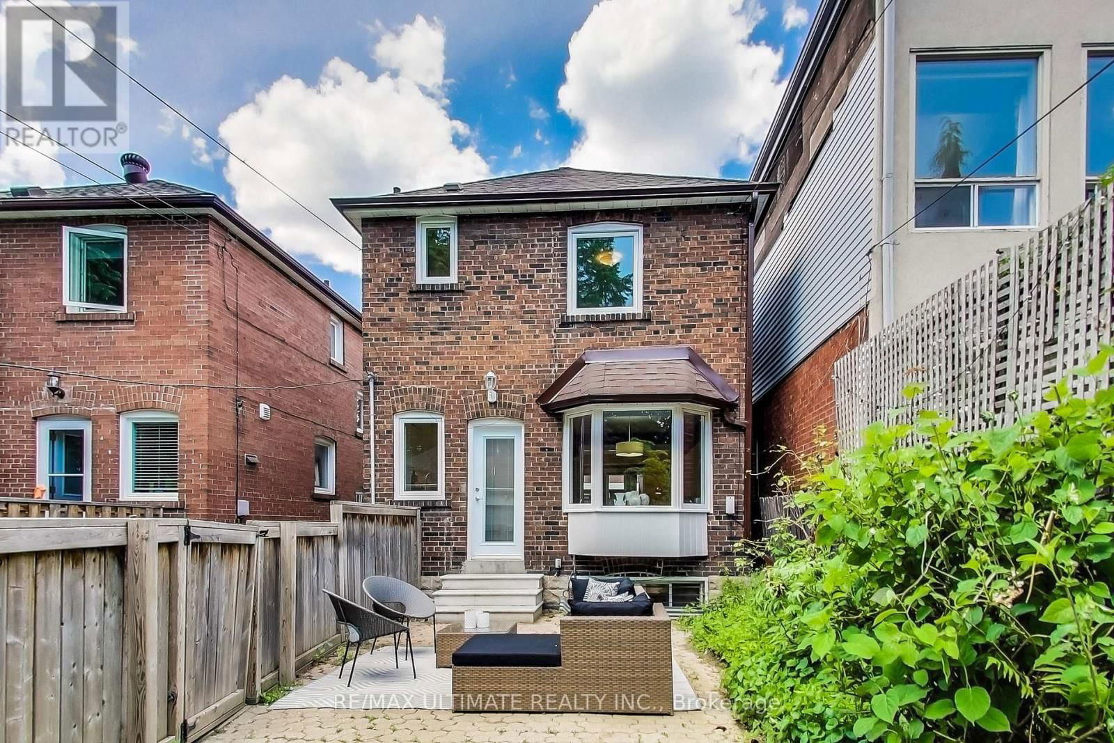 523 SOUDAN AVENUE Image 28