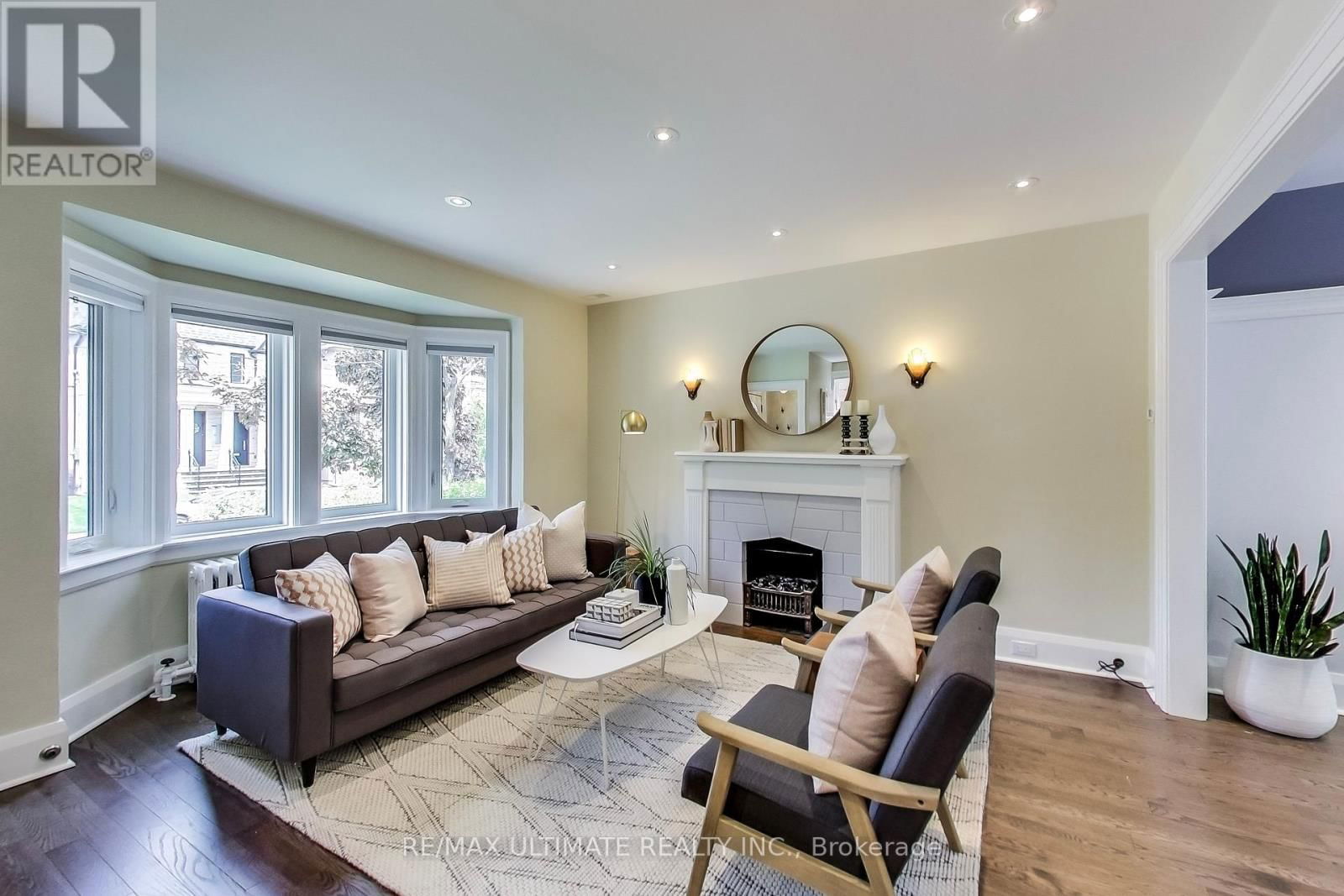 523 SOUDAN AVENUE Image 3