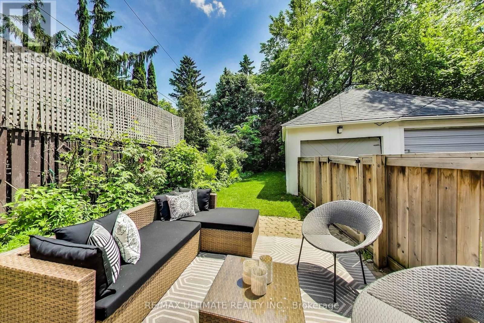 523 SOUDAN AVENUE Image 33