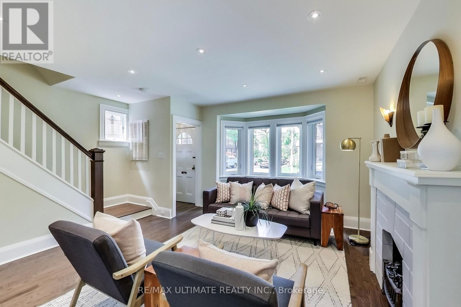 523 SOUDAN AVENUE Image 4
