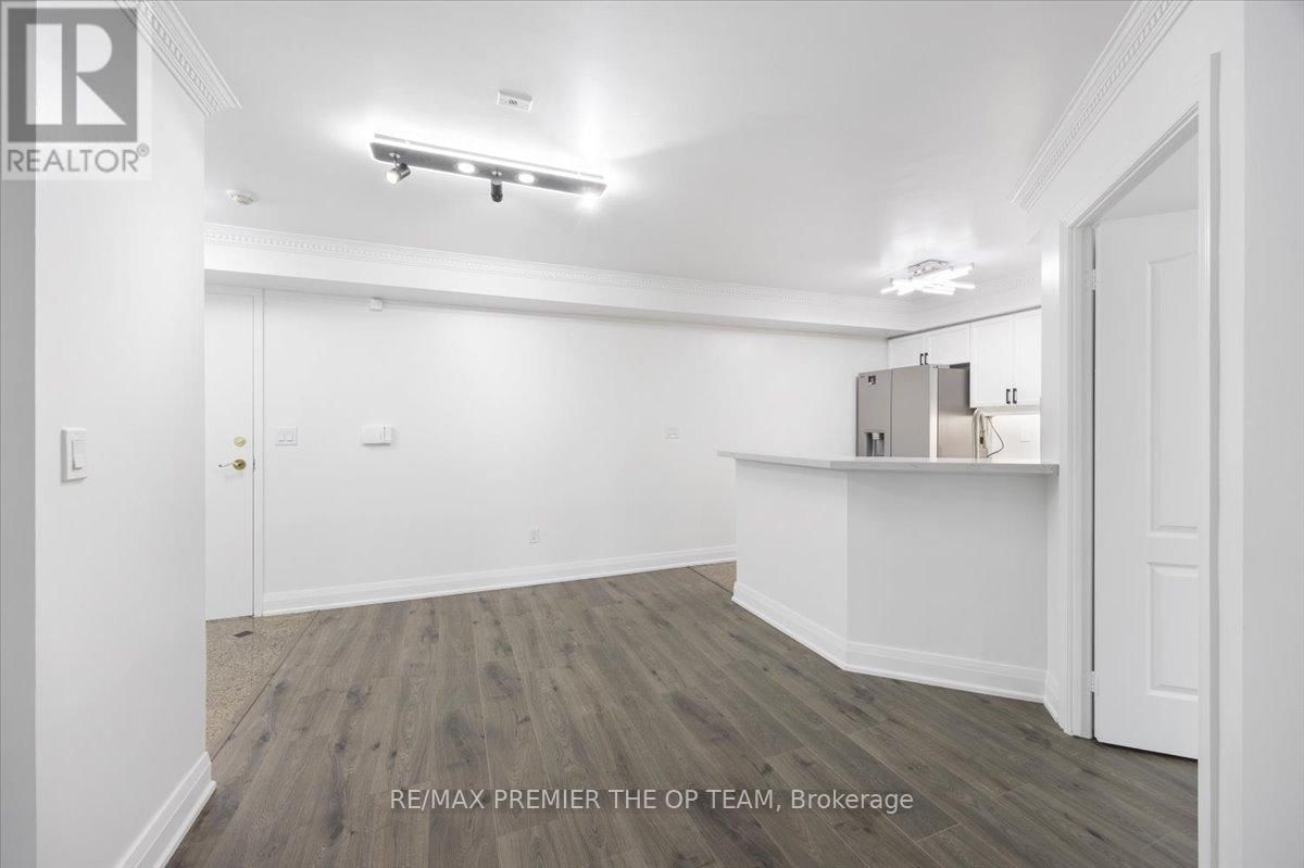 401 - 800 SPADINA ROAD Image 11