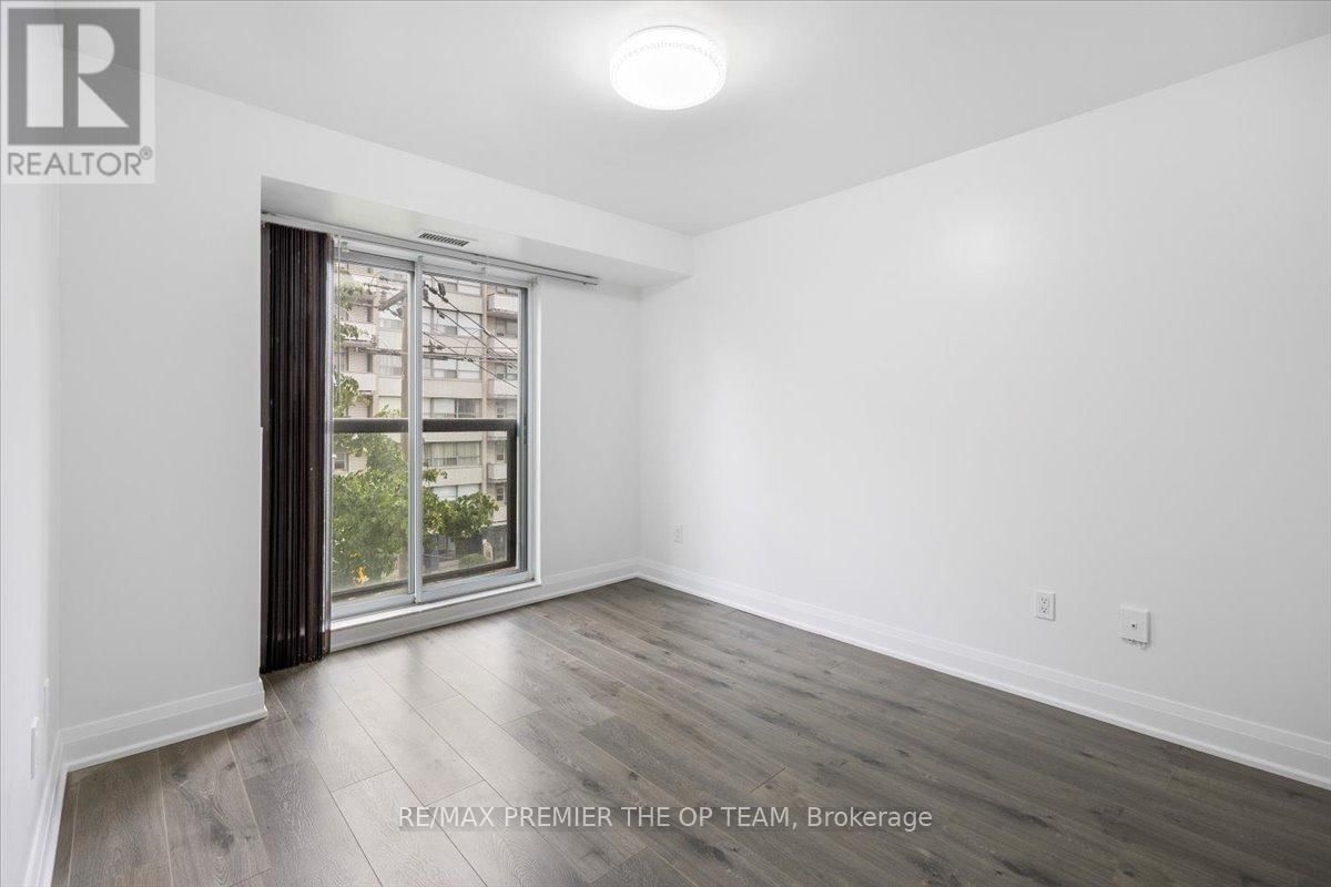 401 - 800 SPADINA ROAD Image 22