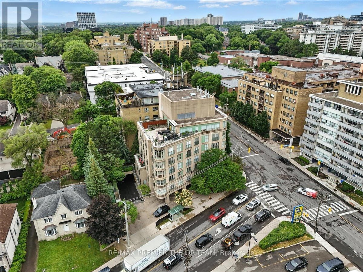 401 - 800 SPADINA ROAD Image 3