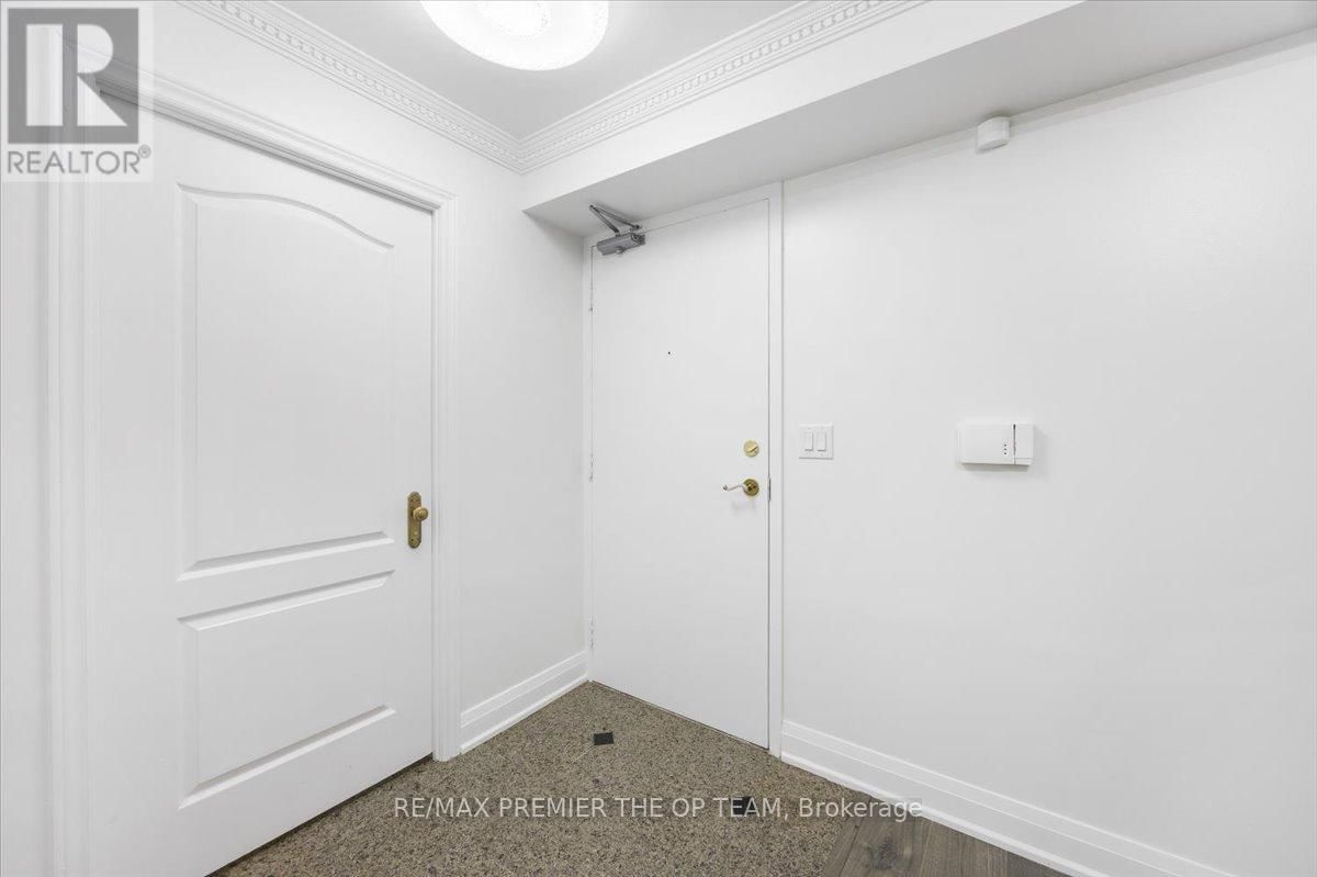 401 - 800 SPADINA ROAD Image 6