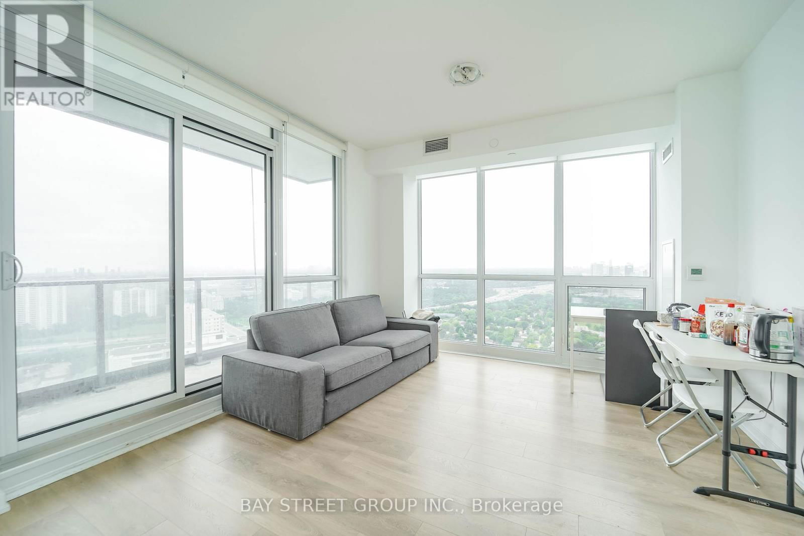 2610 - 32 FOREST MANOR ROAD Image 15