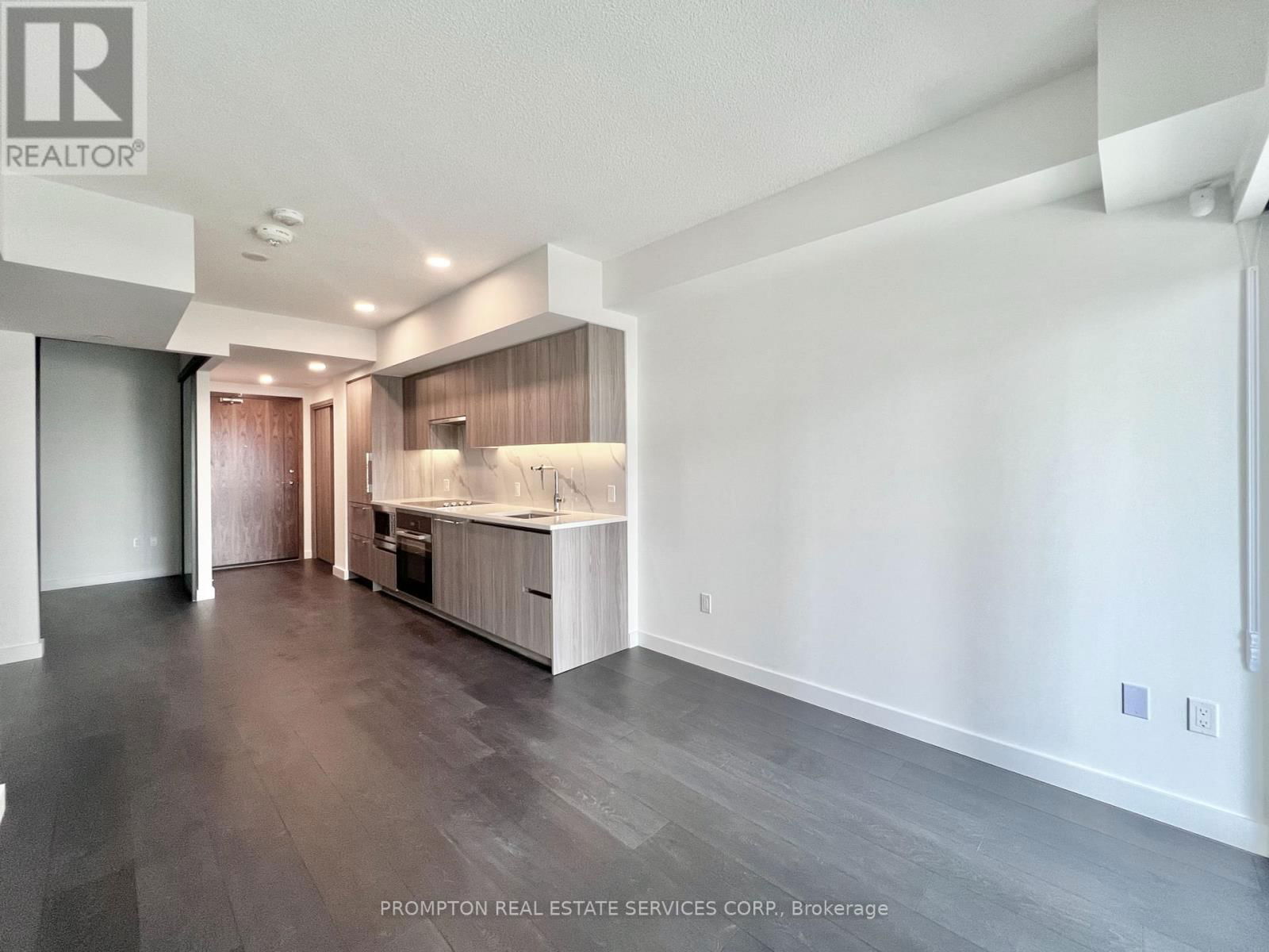 520 - 3 CONCORD CITYPLACE WAY Image 11