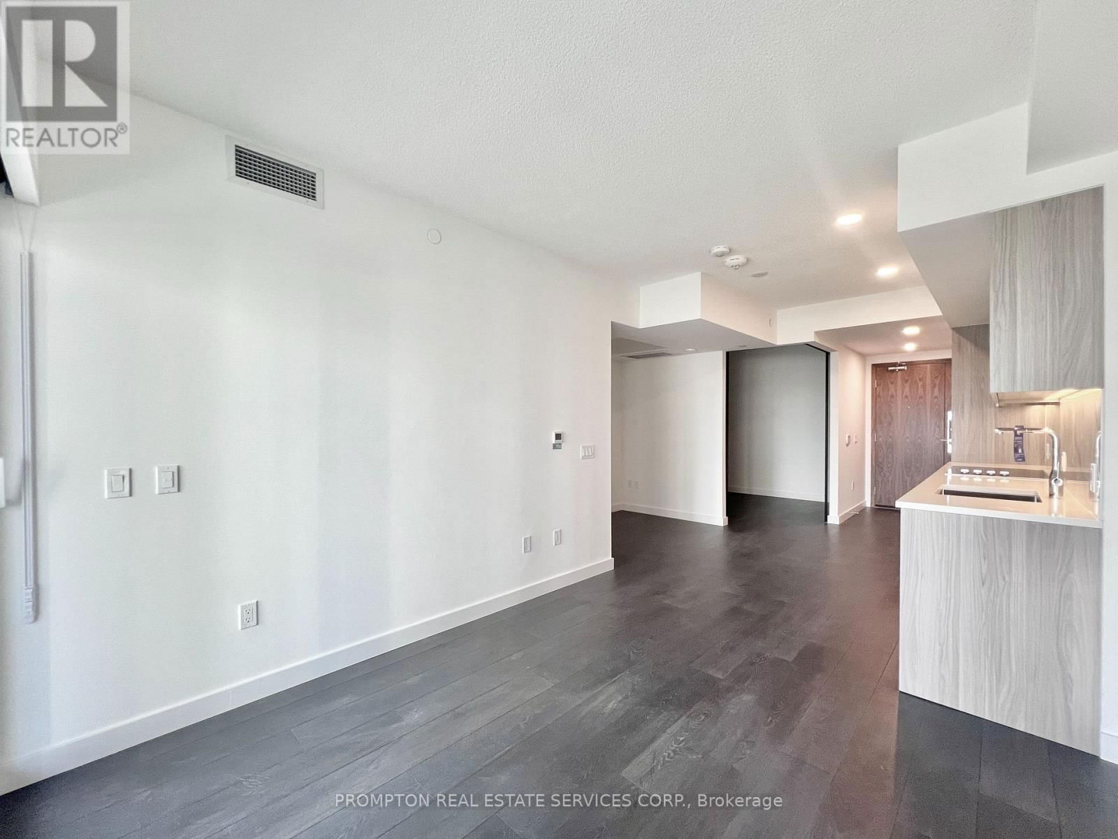 520 - 3 CONCORD CITYPLACE WAY Image 12