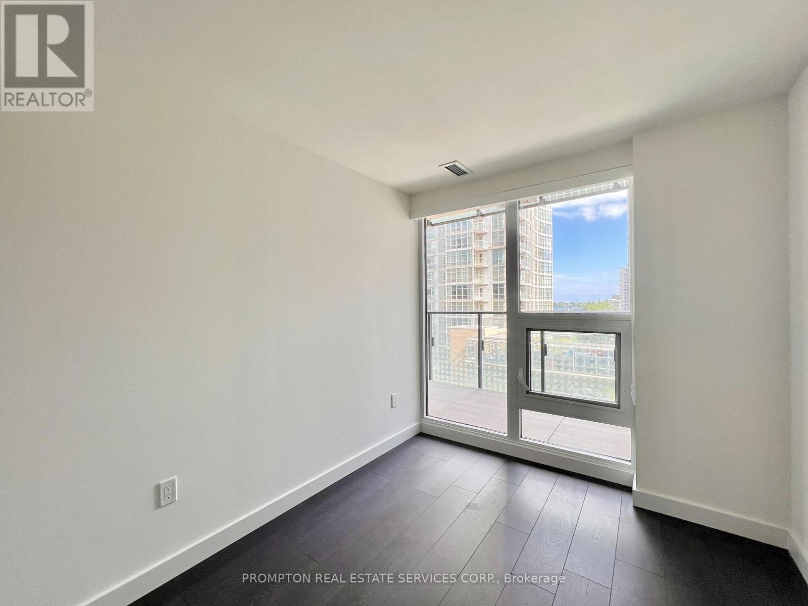 520 - 3 CONCORD CITYPLACE WAY Image 21