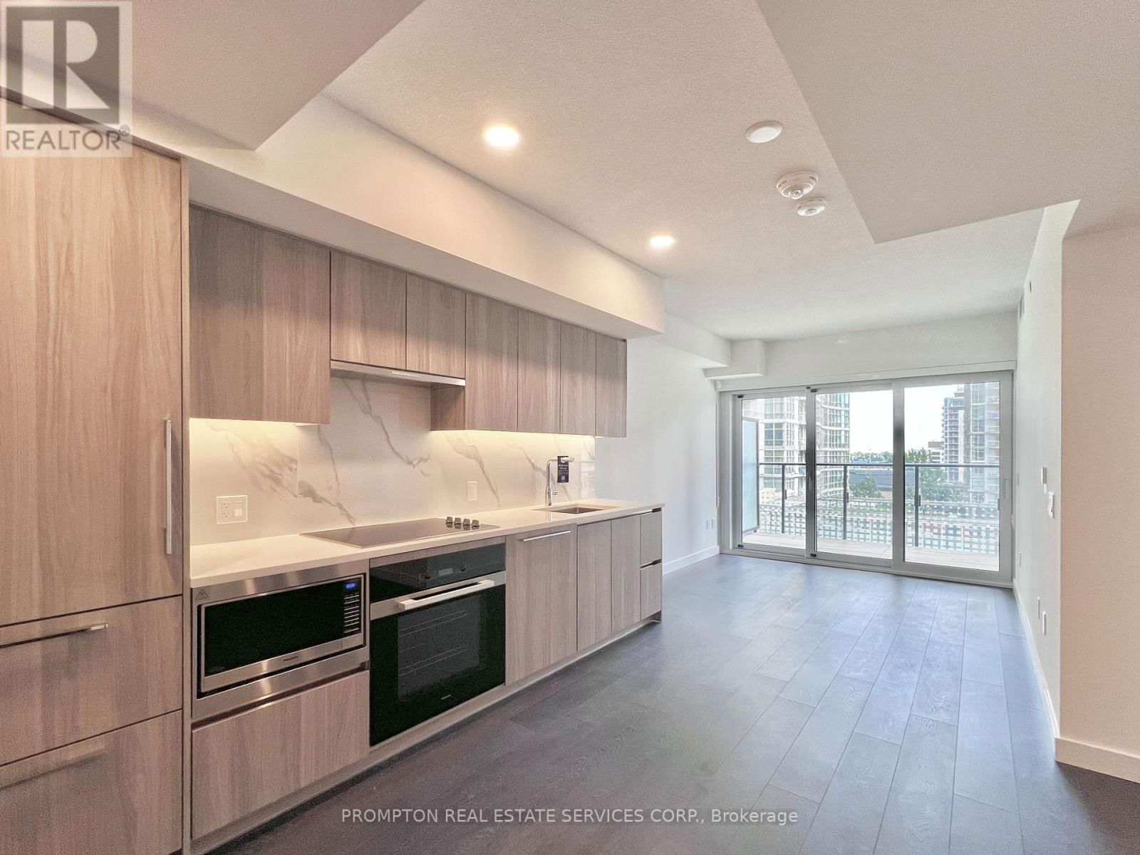 520 - 3 CONCORD CITYPLACE WAY Image 3