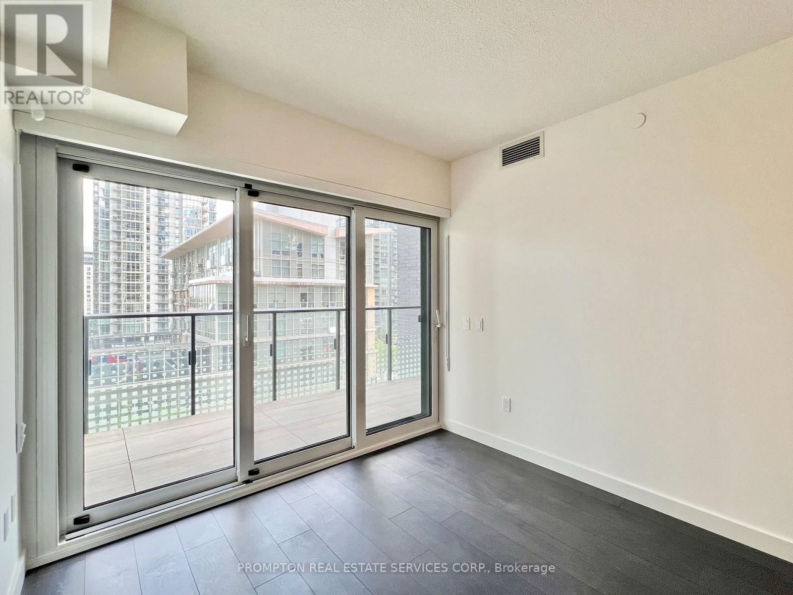 520 - 3 CONCORD CITYPLACE WAY Image 6