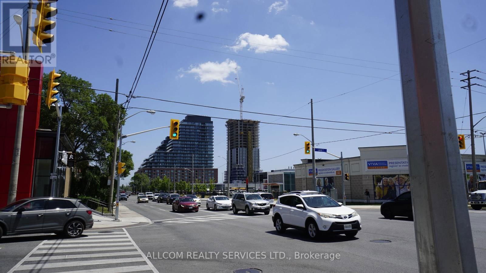 876 EGLINTON AVENUE EAST Image 3