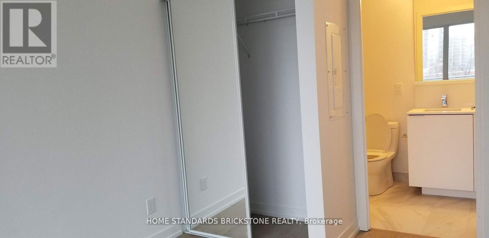 617 - 85 WOOD STREET Image 7