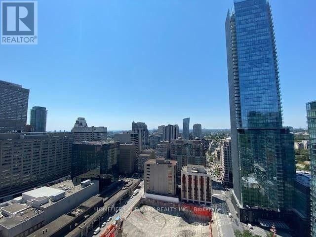 2405 - 1 YORKVILLE AVENUE Image 14