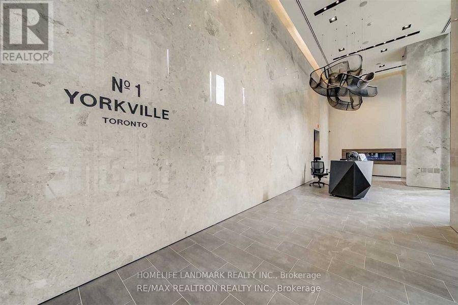 2405 - 1 YORKVILLE AVENUE Image 5