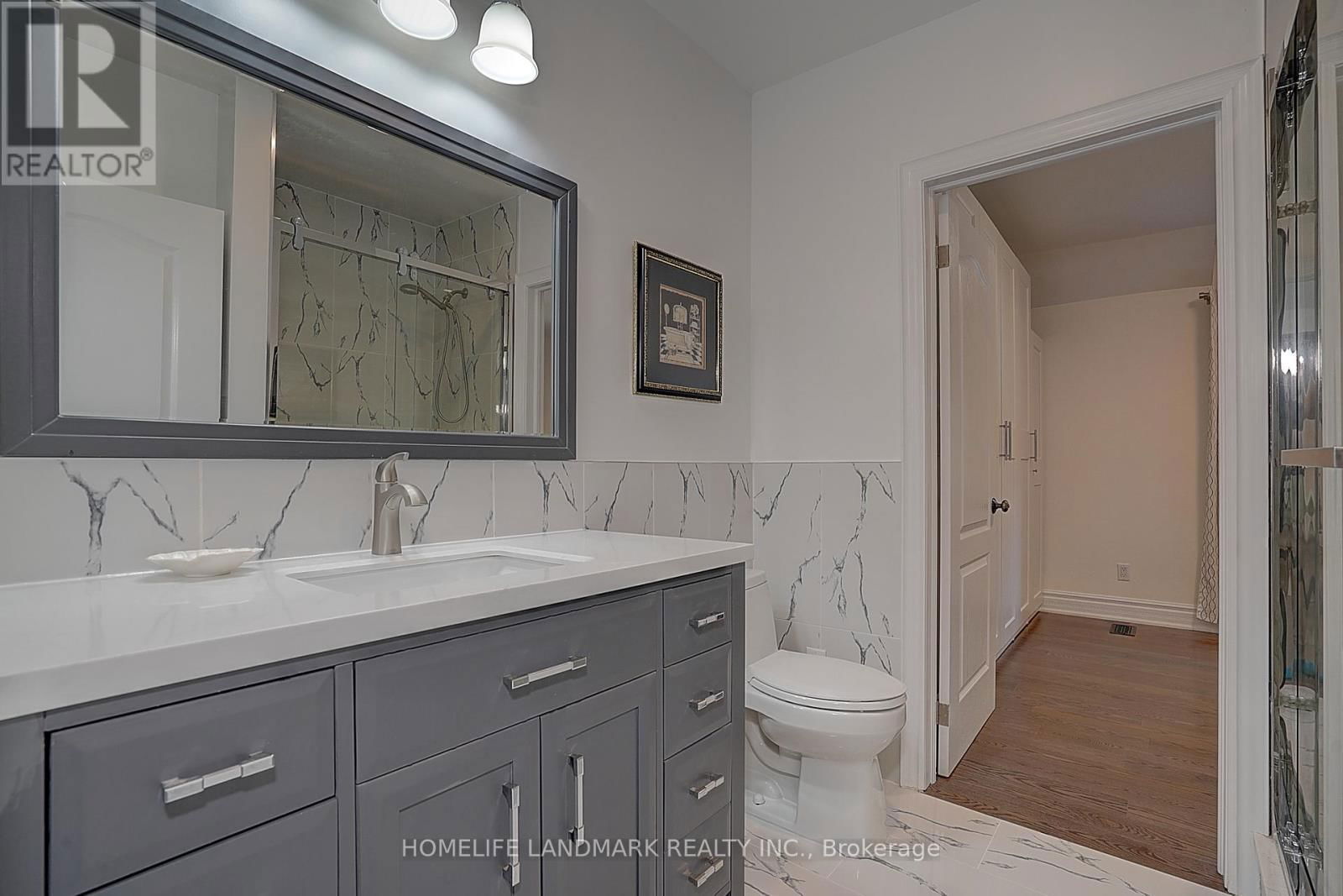 596 PALMERSTON AVENUE Image 12