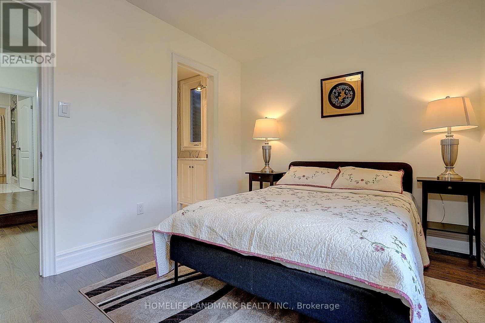 596 PALMERSTON AVENUE Image 14