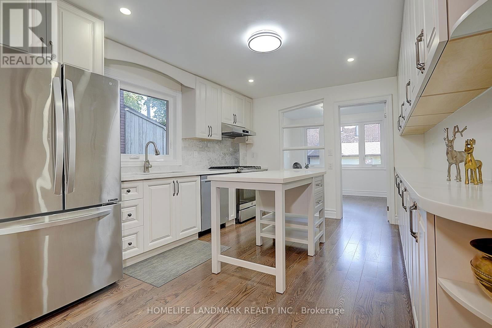 596 PALMERSTON AVENUE Image 6