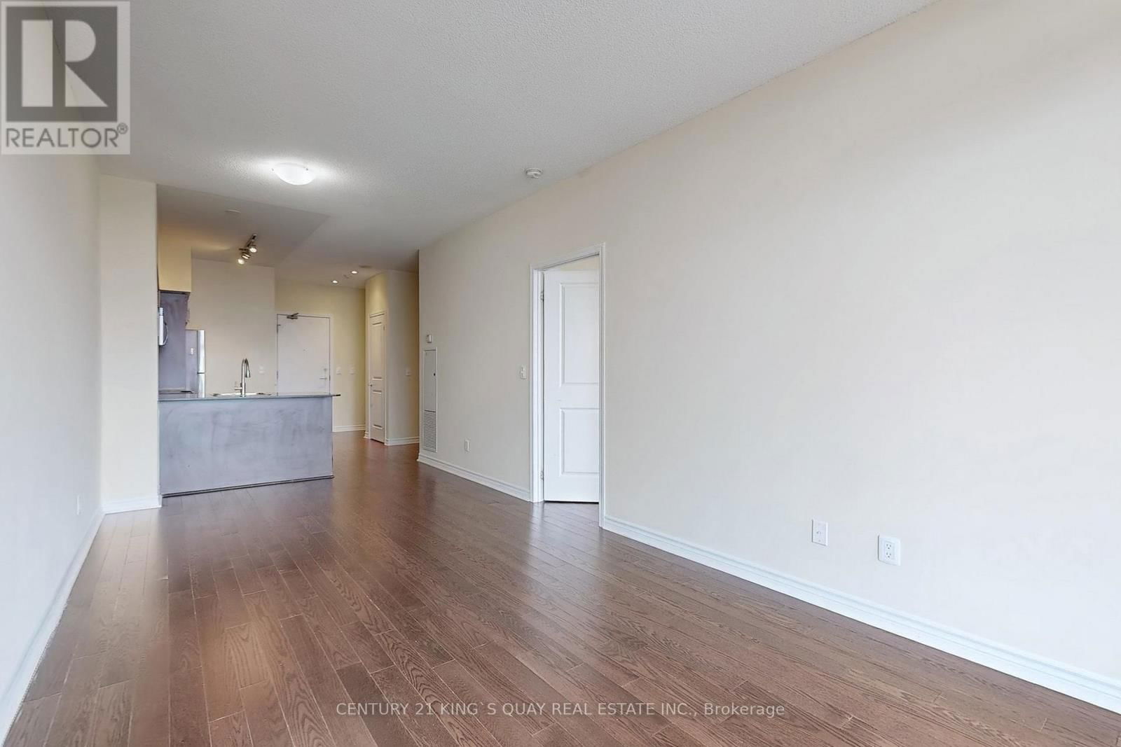 814 - 2885 BAYVIEW AVENUE Image 12