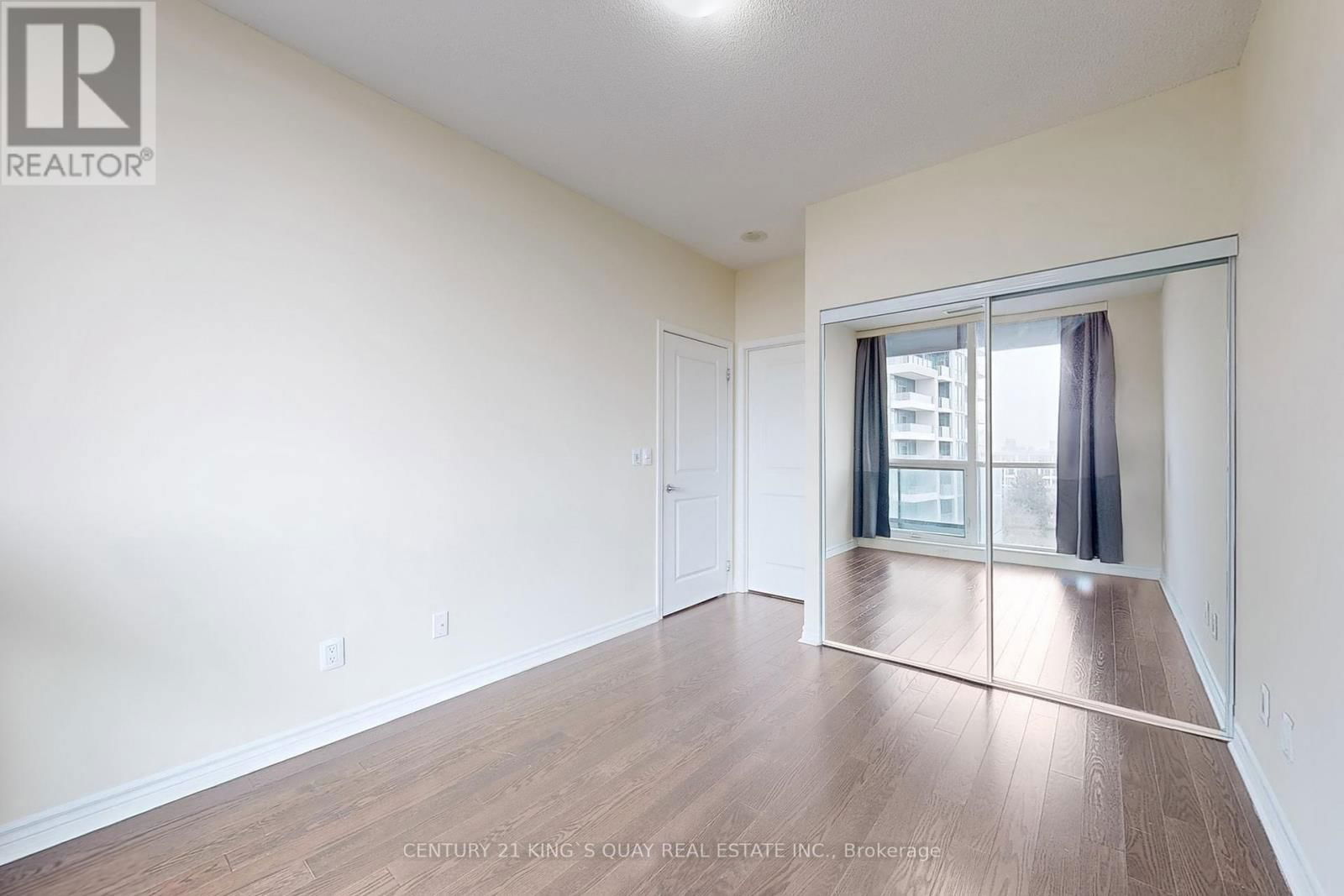 814 - 2885 BAYVIEW AVENUE Image 20