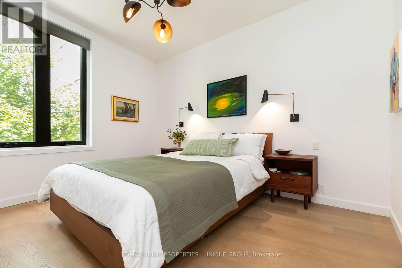 137 MARLBOROUGH PLACE Image 23