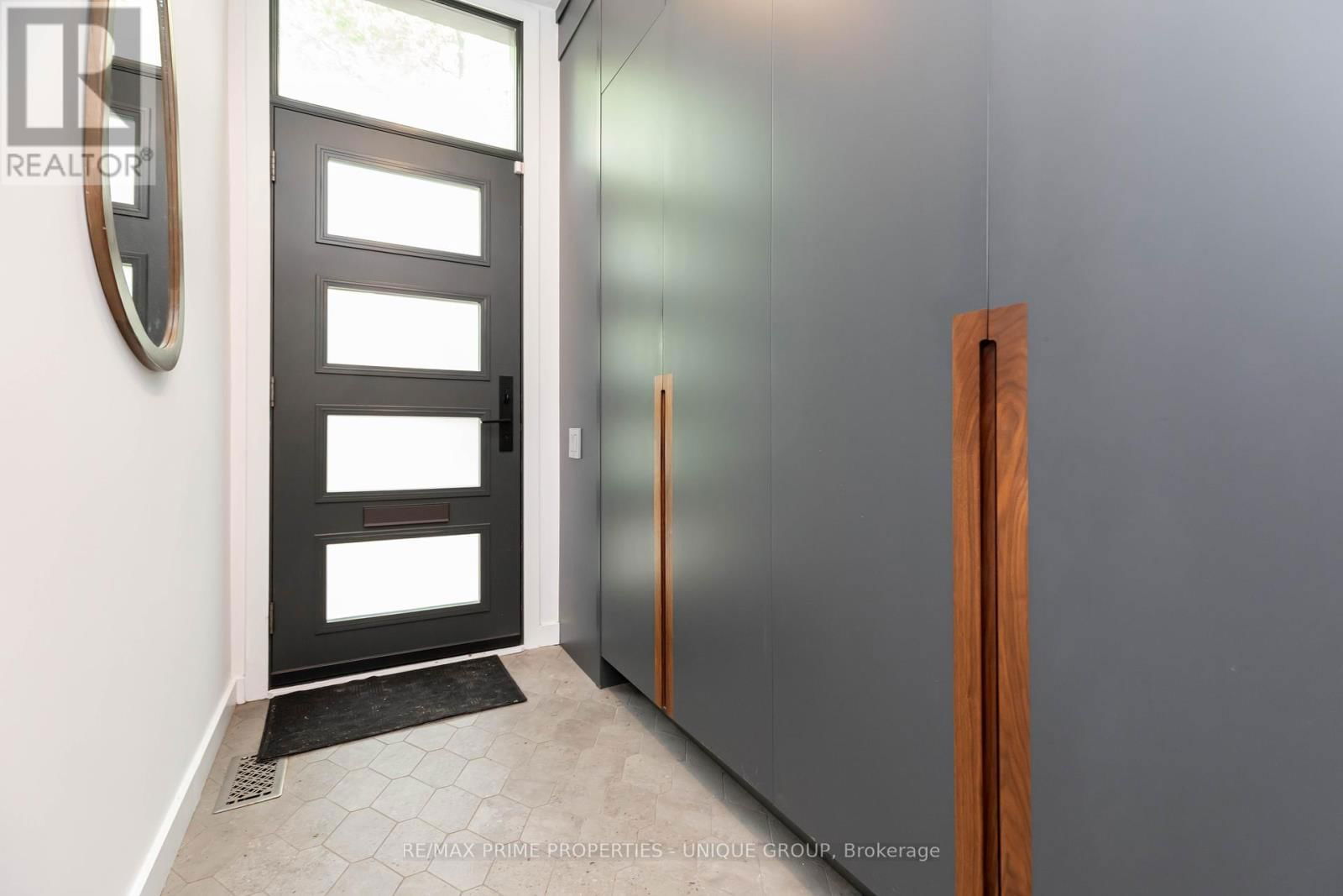 137 MARLBOROUGH PLACE Image 8