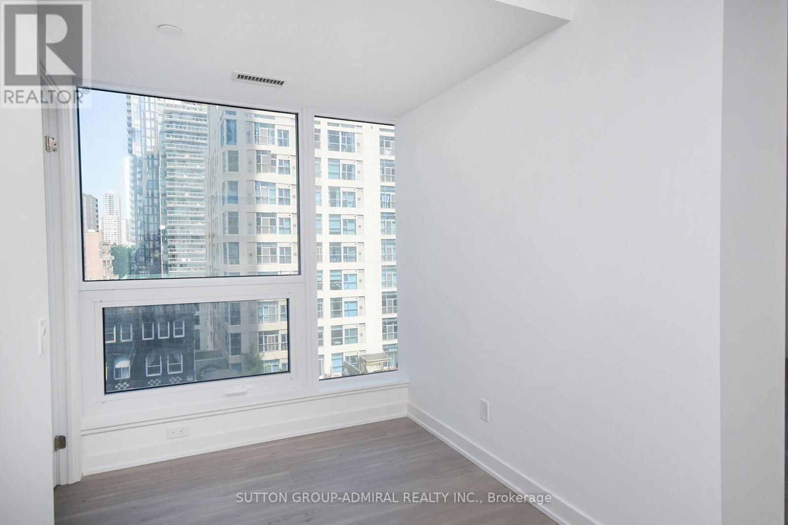 705 - 8 WELLESLEY STREET Image 18
