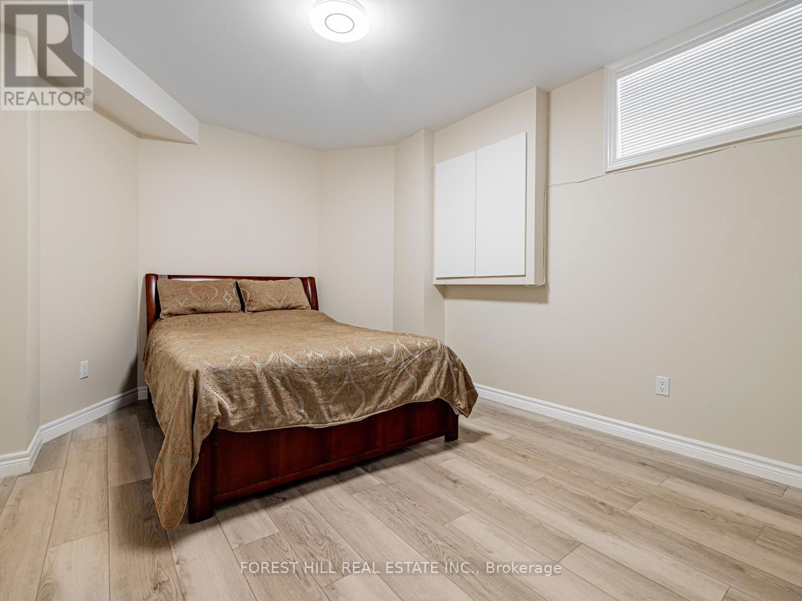 338 BYNG AVENUE Image 32