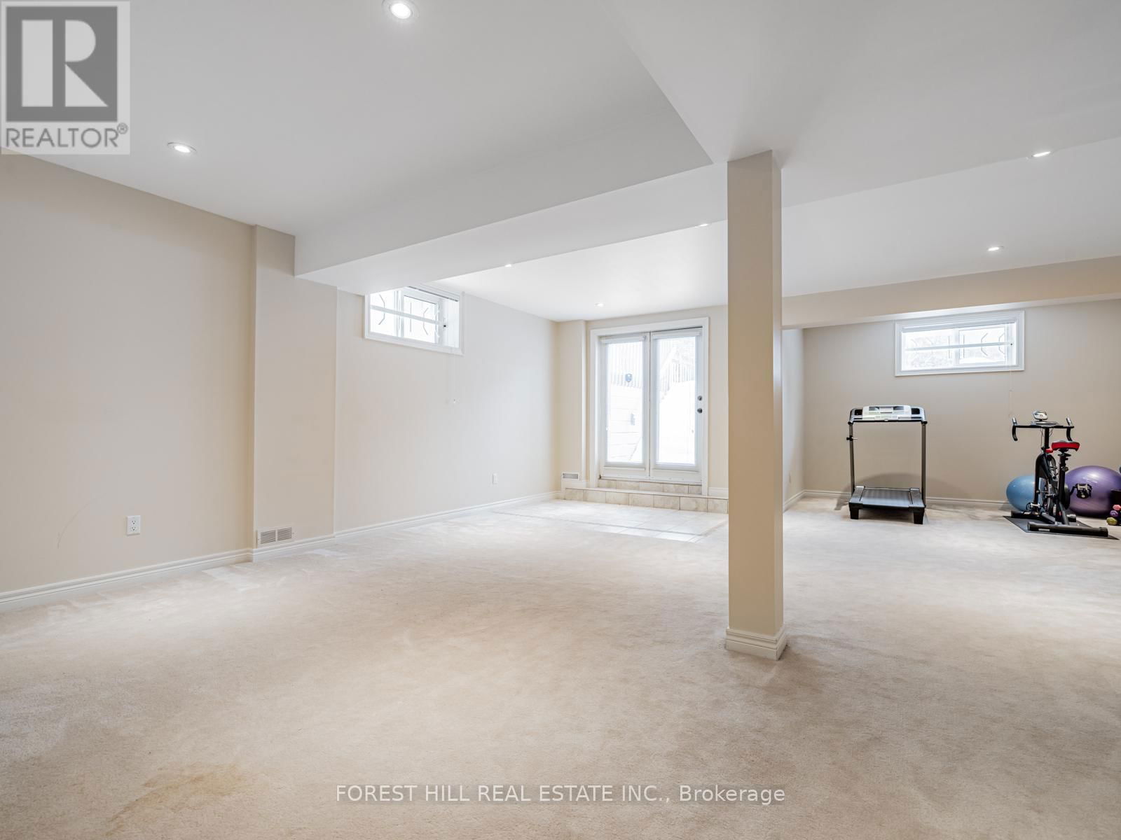 338 BYNG AVENUE Image 34