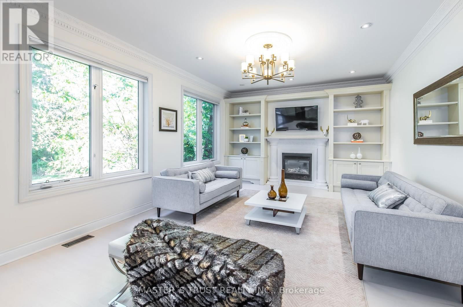 242 EMPRESS AVENUE Image 12