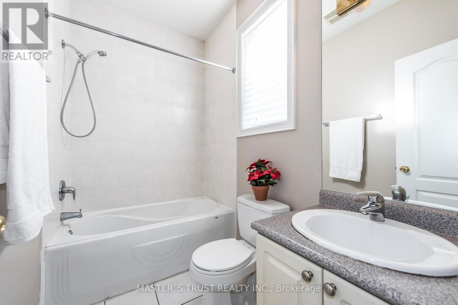 242 EMPRESS AVENUE Image 23