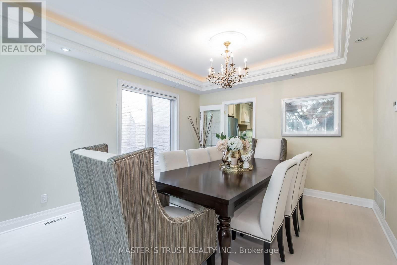 242 EMPRESS AVENUE Image 6