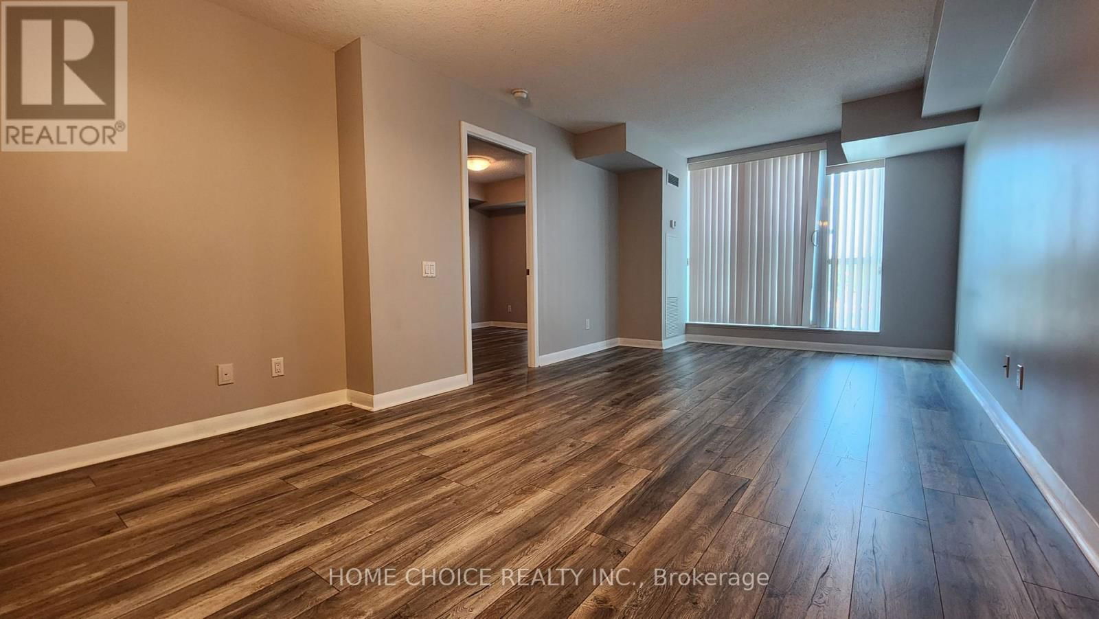 225 - 525 WILSON AVENUE Image 3