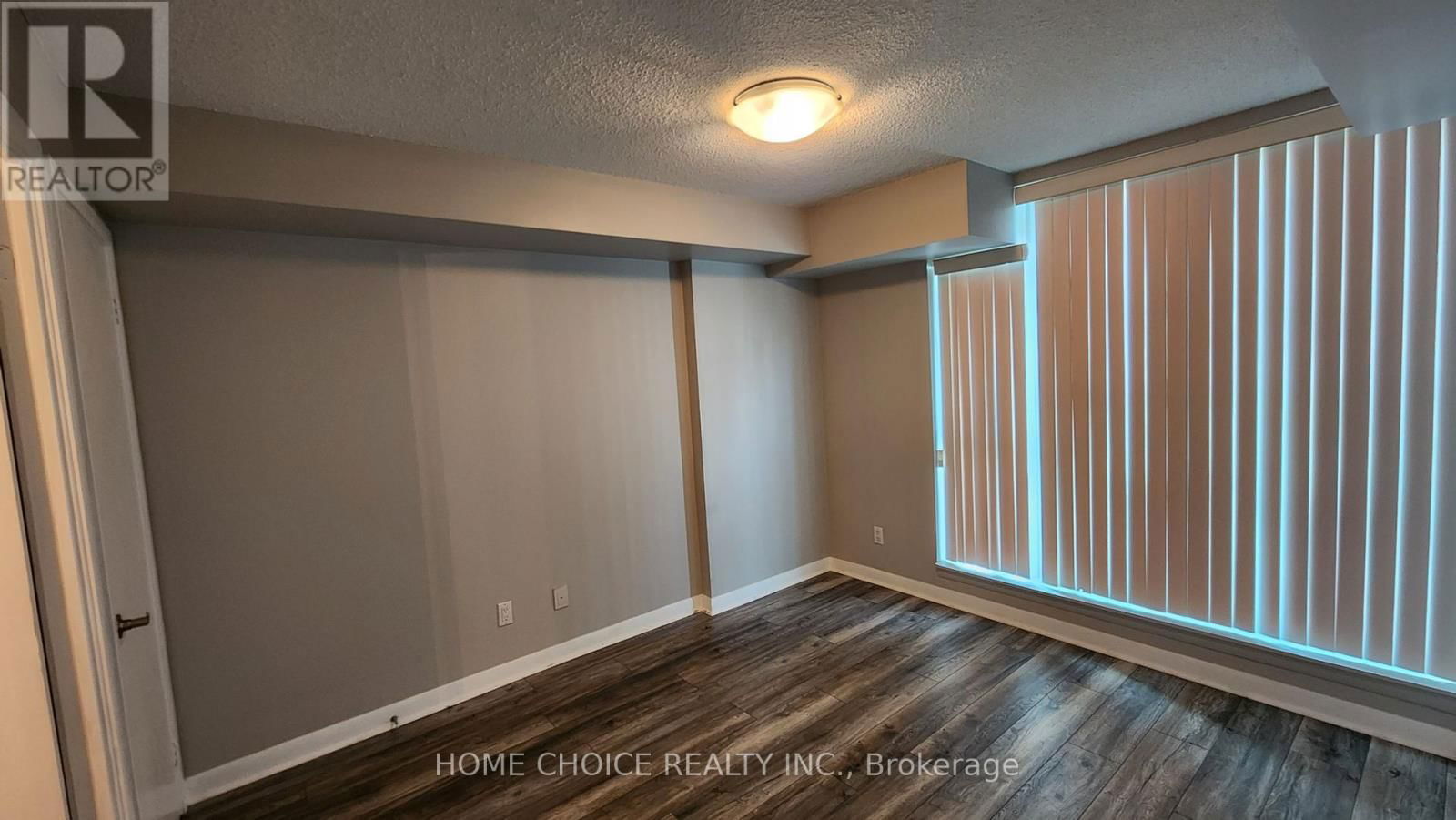 225 - 525 WILSON AVENUE Image 5
