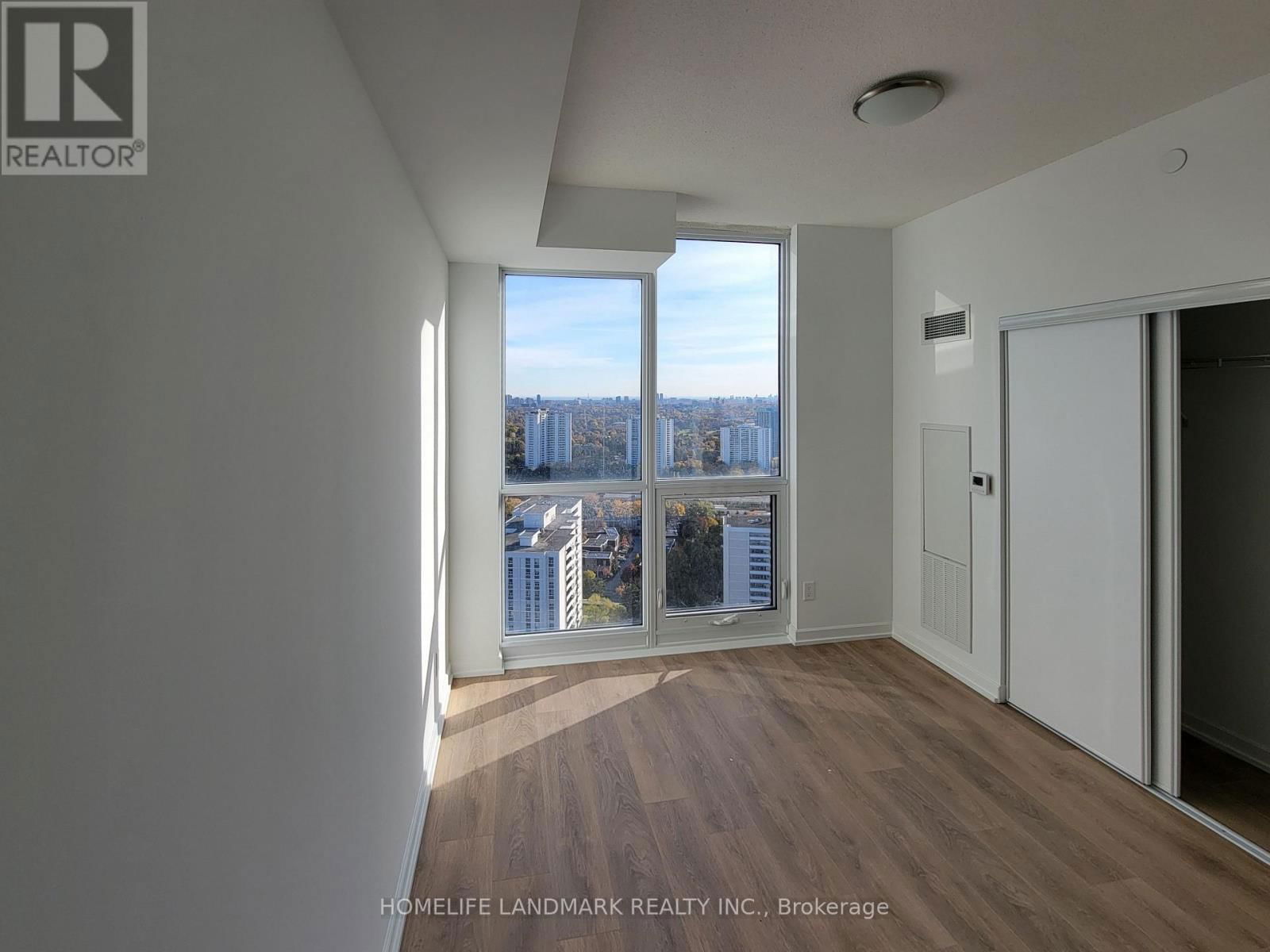 2710 - 32 FOREST MANOR ROAD Image 4
