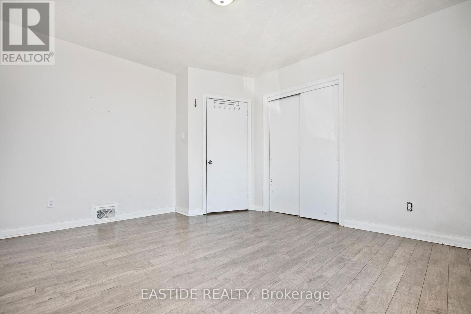 67 ELVASTON DRIVE Image 16