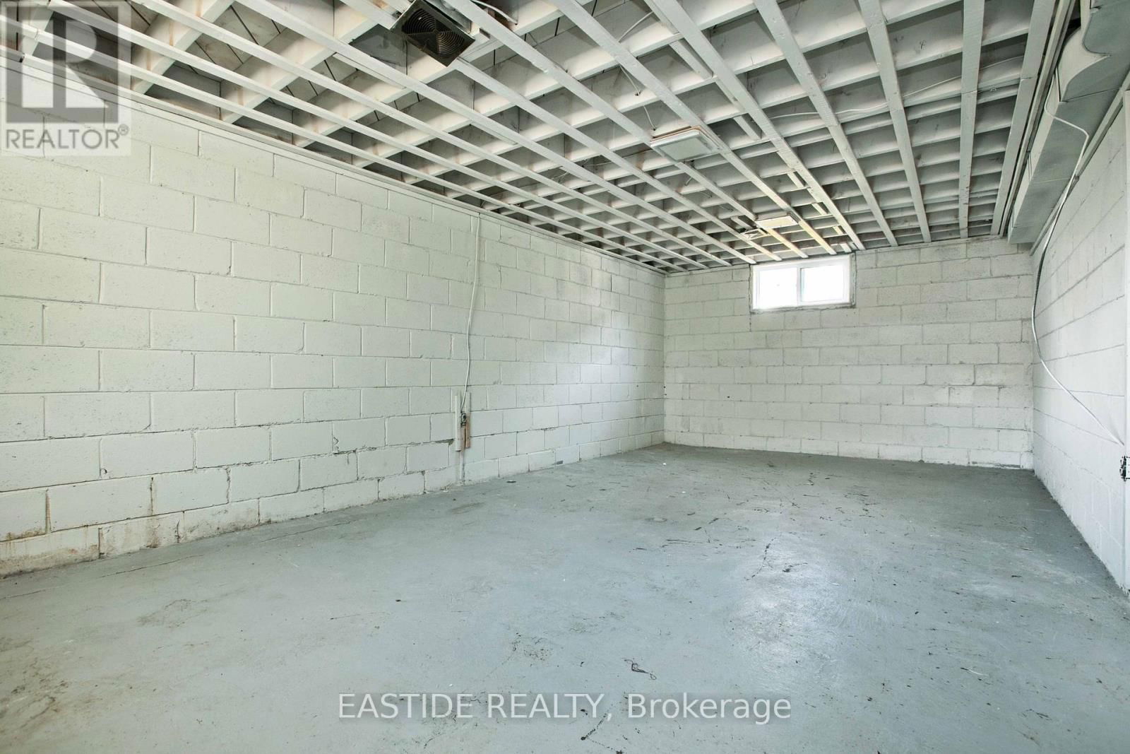 67 ELVASTON DRIVE Image 22