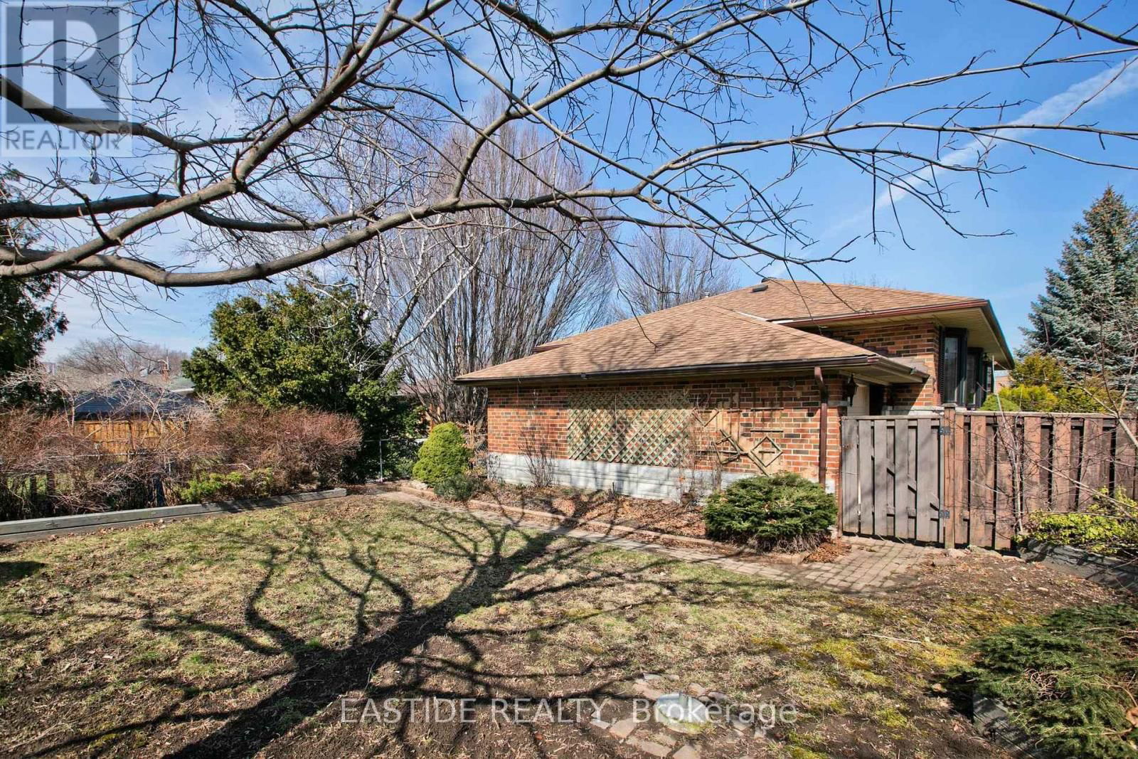 67 ELVASTON DRIVE Image 28
