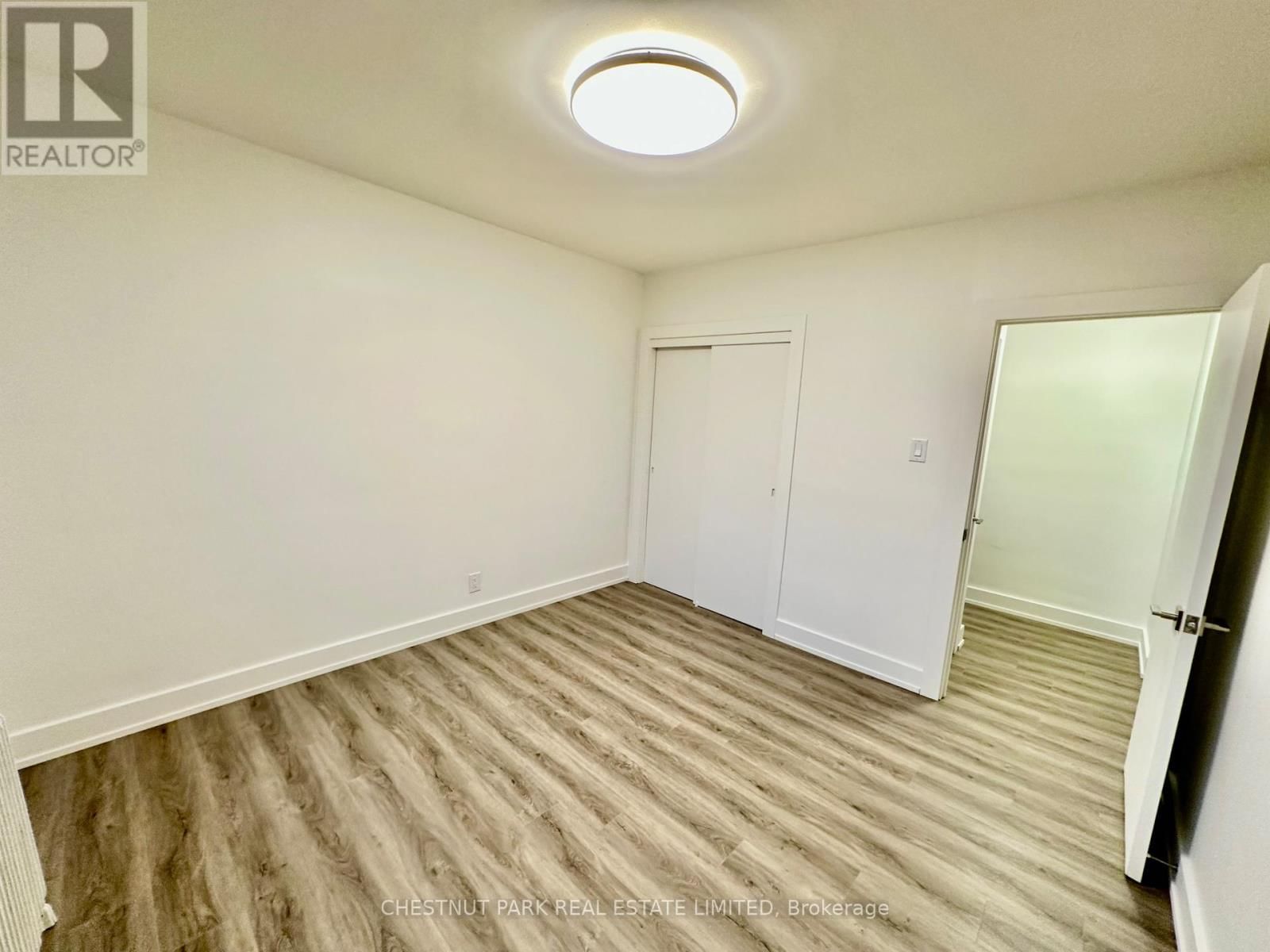 5 - 1 WINGREEN COURT Image 24