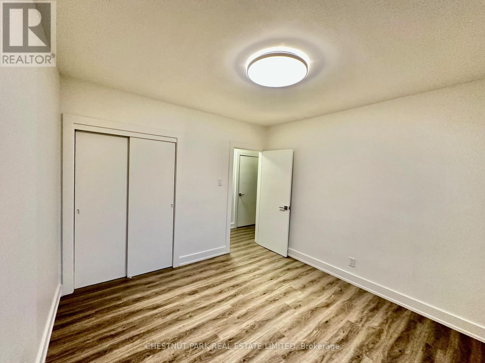 5 - 1 WINGREEN COURT Image 25